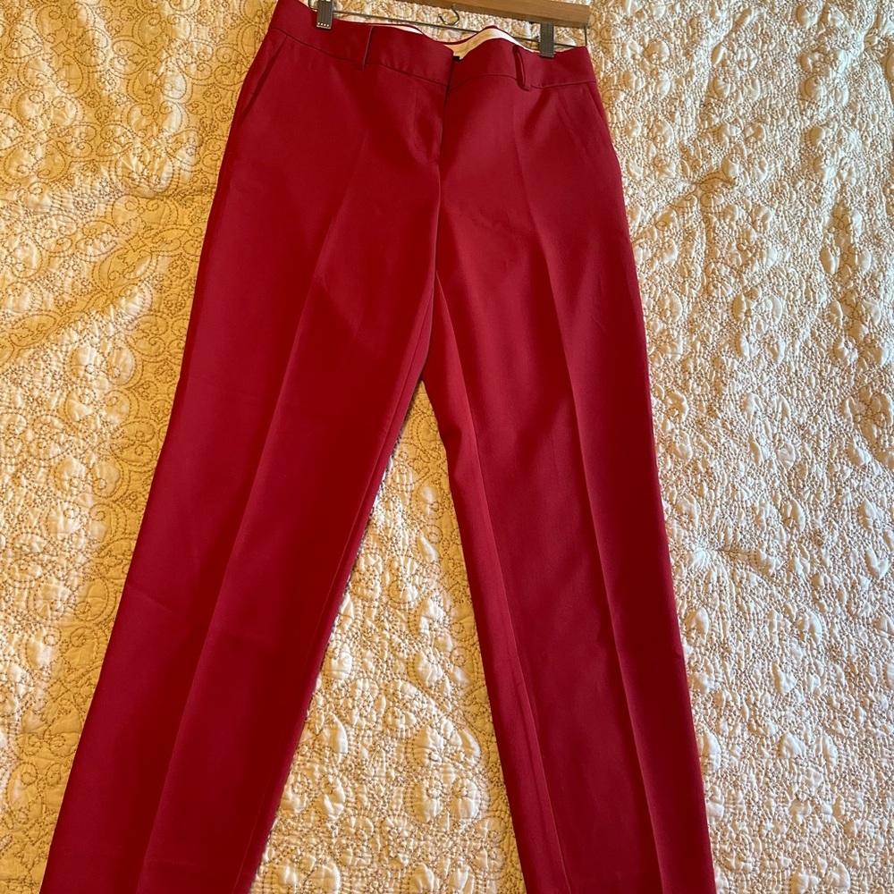 **Never Worn** Red Ann Taylor trouser